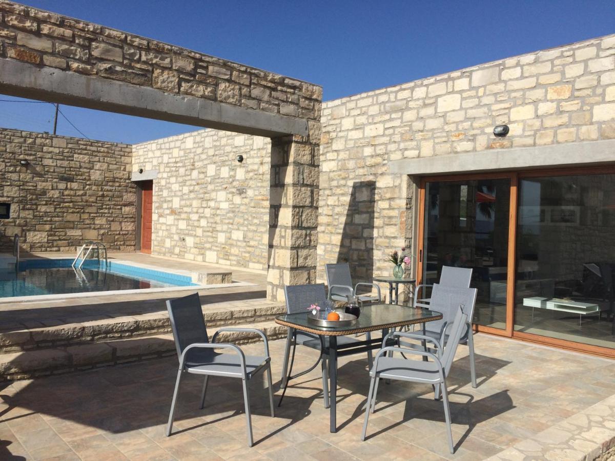 Villa Ypsilon Karotí Esterno foto