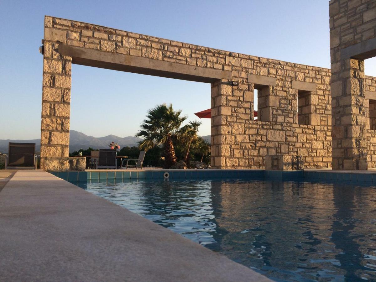 Villa Ypsilon Karotí Esterno foto