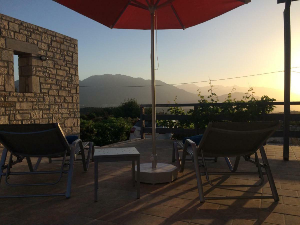 Villa Ypsilon Karotí Esterno foto