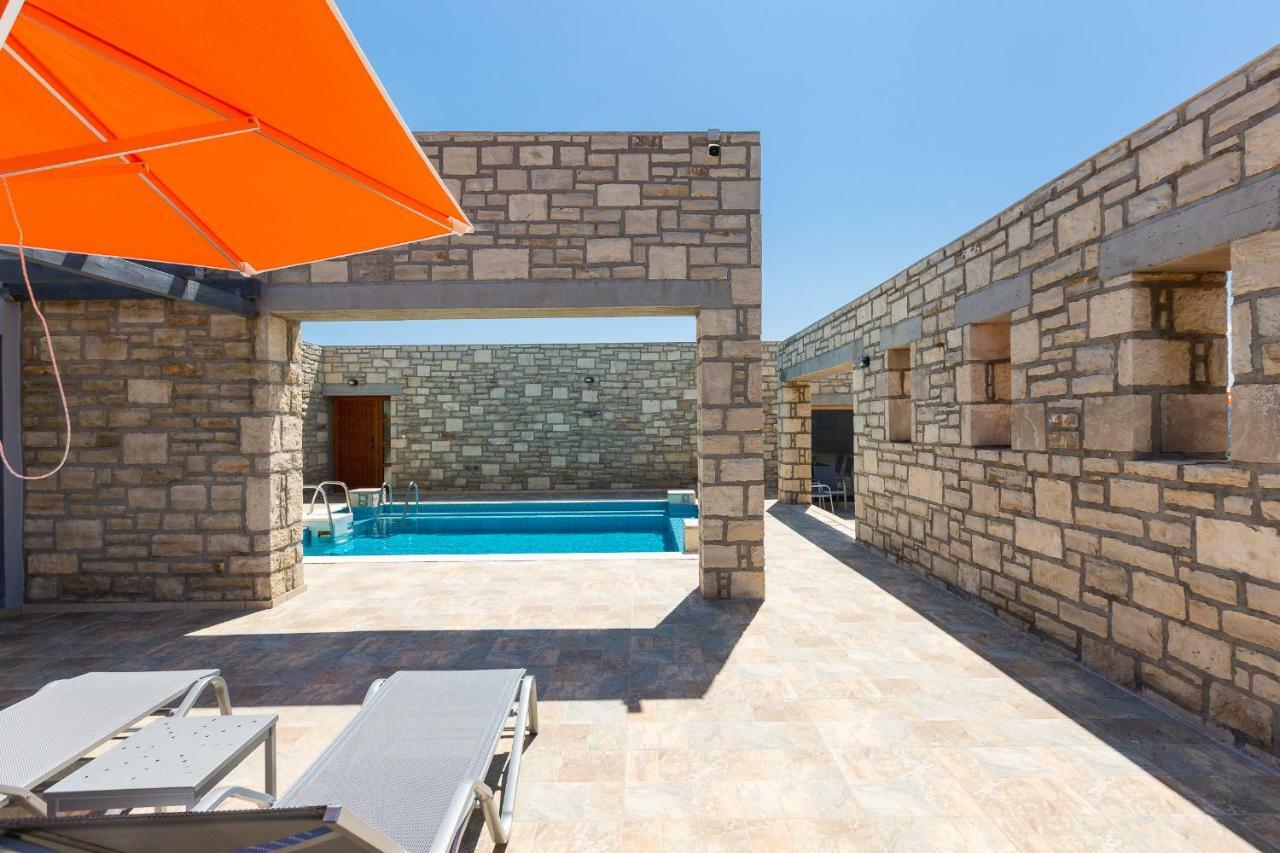 Villa Ypsilon Karotí Esterno foto